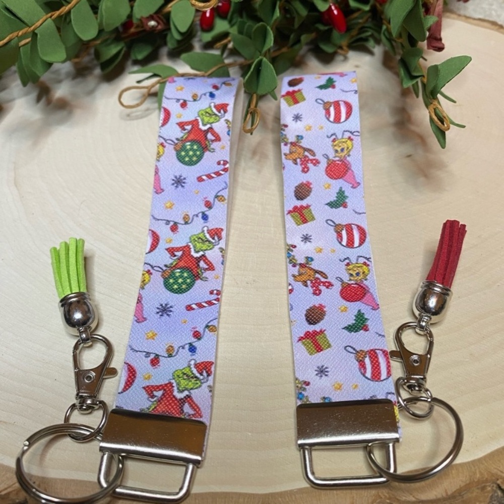 Grinch Christmas Design Keychain Wristlet (price is for 1)